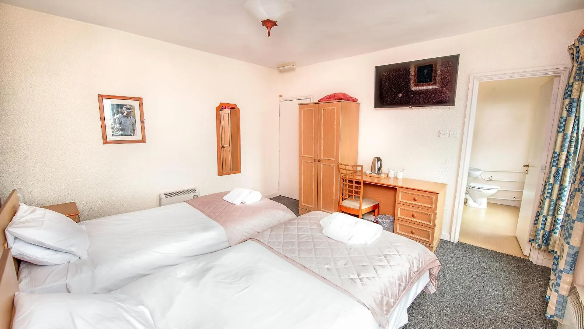 The Victoria Hotel Scarborough 3*,